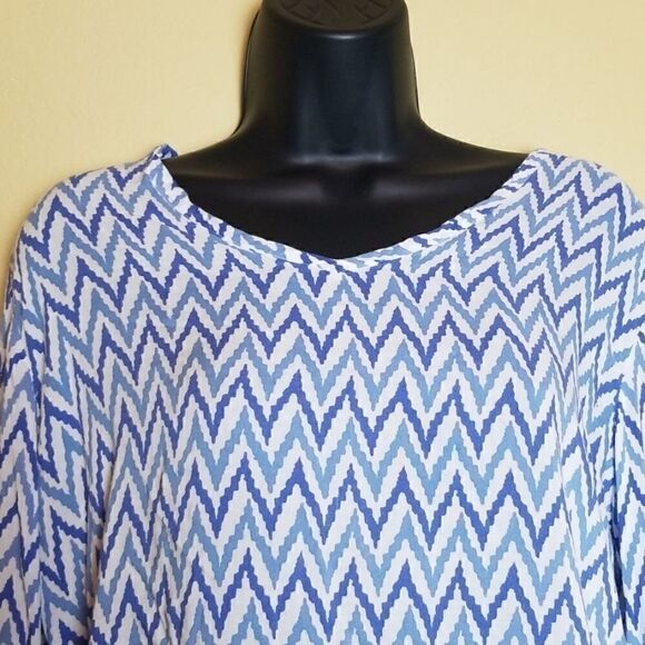 Nomadic Traders Long Sleeve Chevron Top - Picture 2 of 6